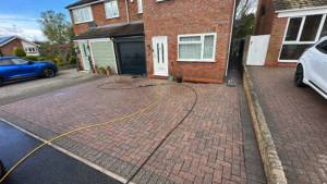 Could Your Dirty Driveway Be Reducing Your Home's Value?